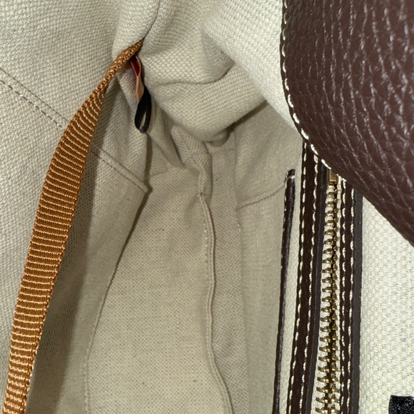 Dooney & Bourke Luca Hobo - Picture 13 of 16